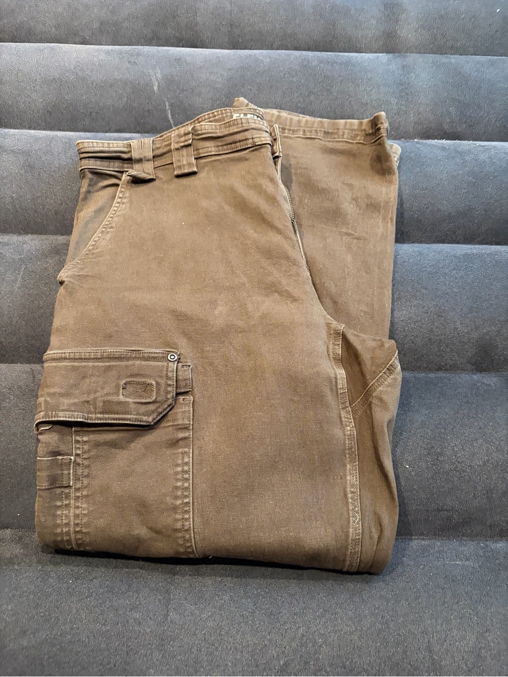 Duluth Men's Brown Cargo Work Pants